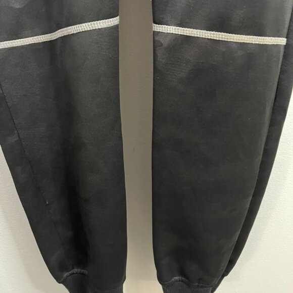 Encrypted Boys Black Camo Joggers Size S - Picture 6 of 8